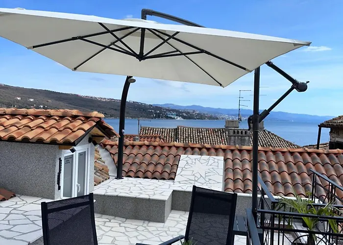 Volos, Roof Terrace, Sea View, Private Parking * Opatija