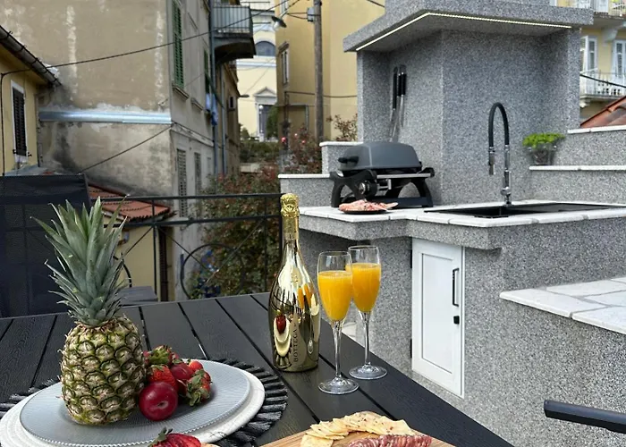 Volos, Roof Terrace, Sea View, Private Parking Lägenhet Opatija