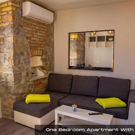 アパート Volos, Roof Terrace, Sea View, Private Parking オパティヤ