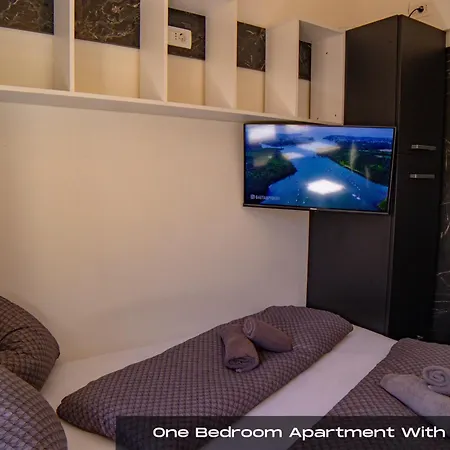 Volos, Roof Terrace, Sea View, Private Parking アパート *