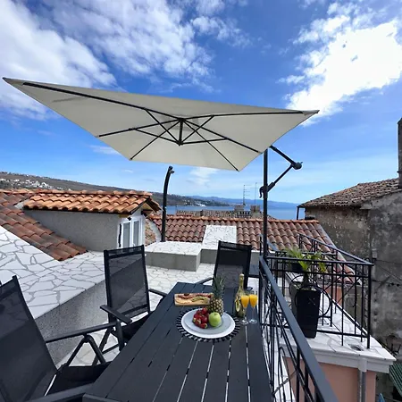 Villa Volos , Free Private Parking Appartamento Abbazia