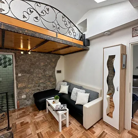 Volos, Roof Terrace, Sea View, Private Parking アパート オパティヤ