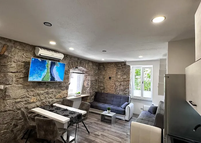 Volos, Roof Terrace, Sea View, Private Parking Appartement Opatija