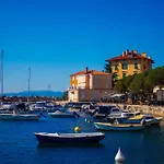 Villa Volos,Free Private Parking *