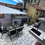 Villa Volos,Free Private Parking 公寓