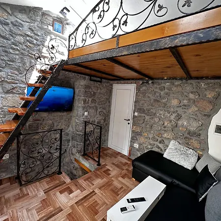 Volos,free Private Parking *